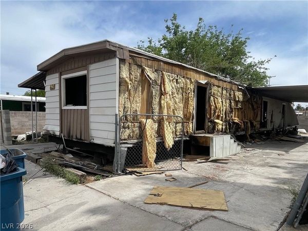 4917 E Twain Avenue, Las Vegas, NV 89121