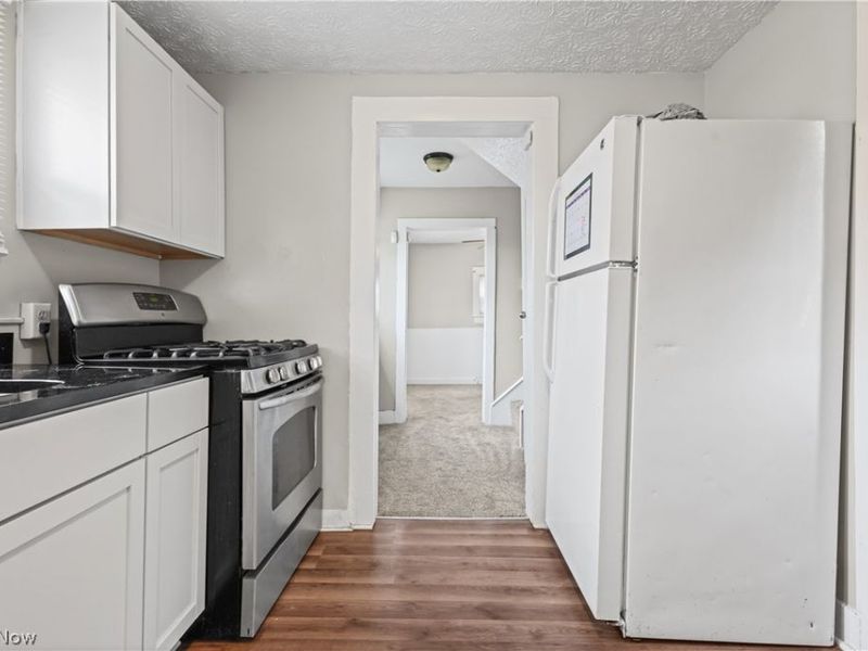 529 Bina Avenue, Akron, OH 44314 Photo 11