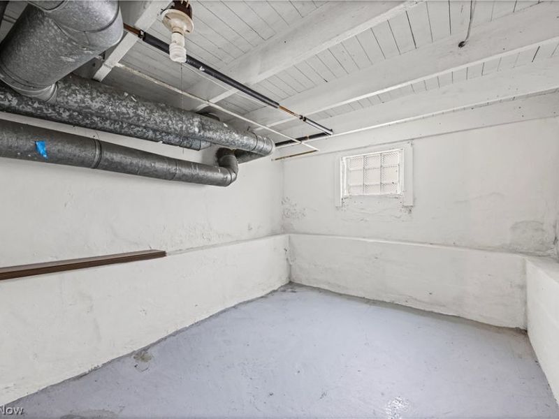 529 Bina Avenue, Akron, OH 44314 Photo 29