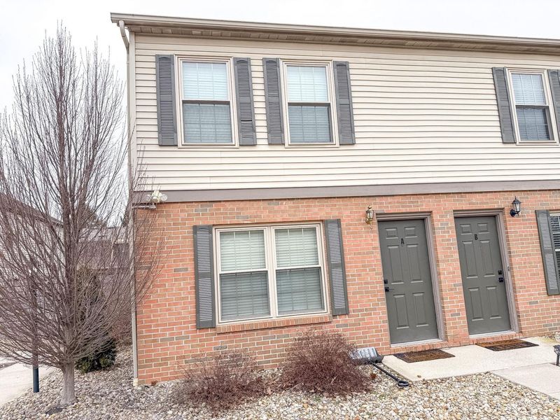 631 Pebble Place Drive , Unit A, Delaware, OH 43015 Photo 2