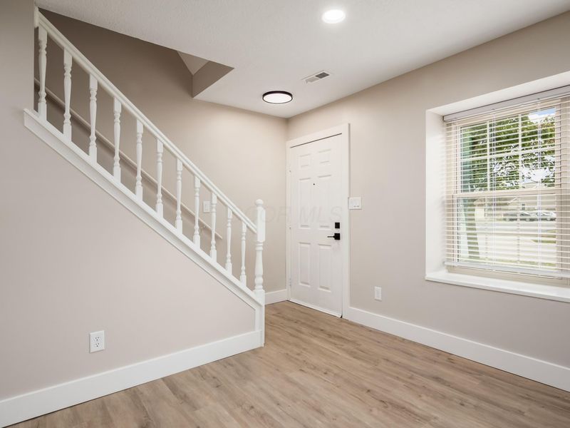 631 Pebble Place Drive, Unit A, Delaware, OH 43015 Photo 6