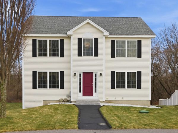 Manchester, NH 03109