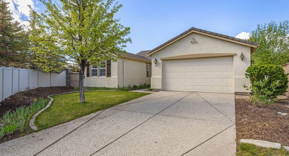 2590 Country Falls Lane, Reno, NV 89521 Photo