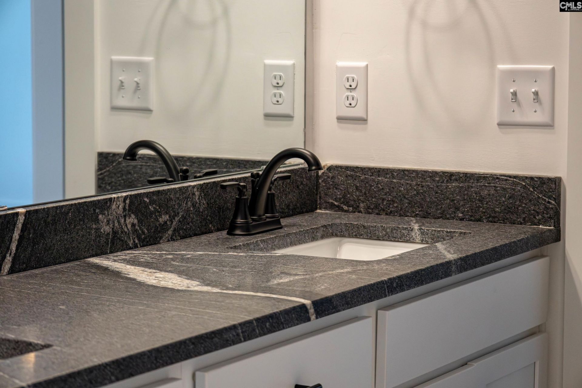 2040 Shallow Bluff Court Photo 38