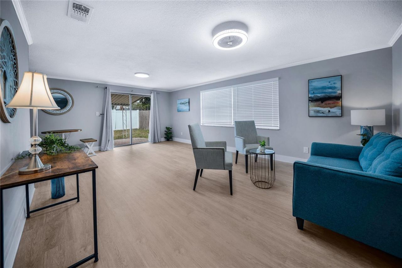 9151 Fairweather Drive , Largo, FL 33773 Photo