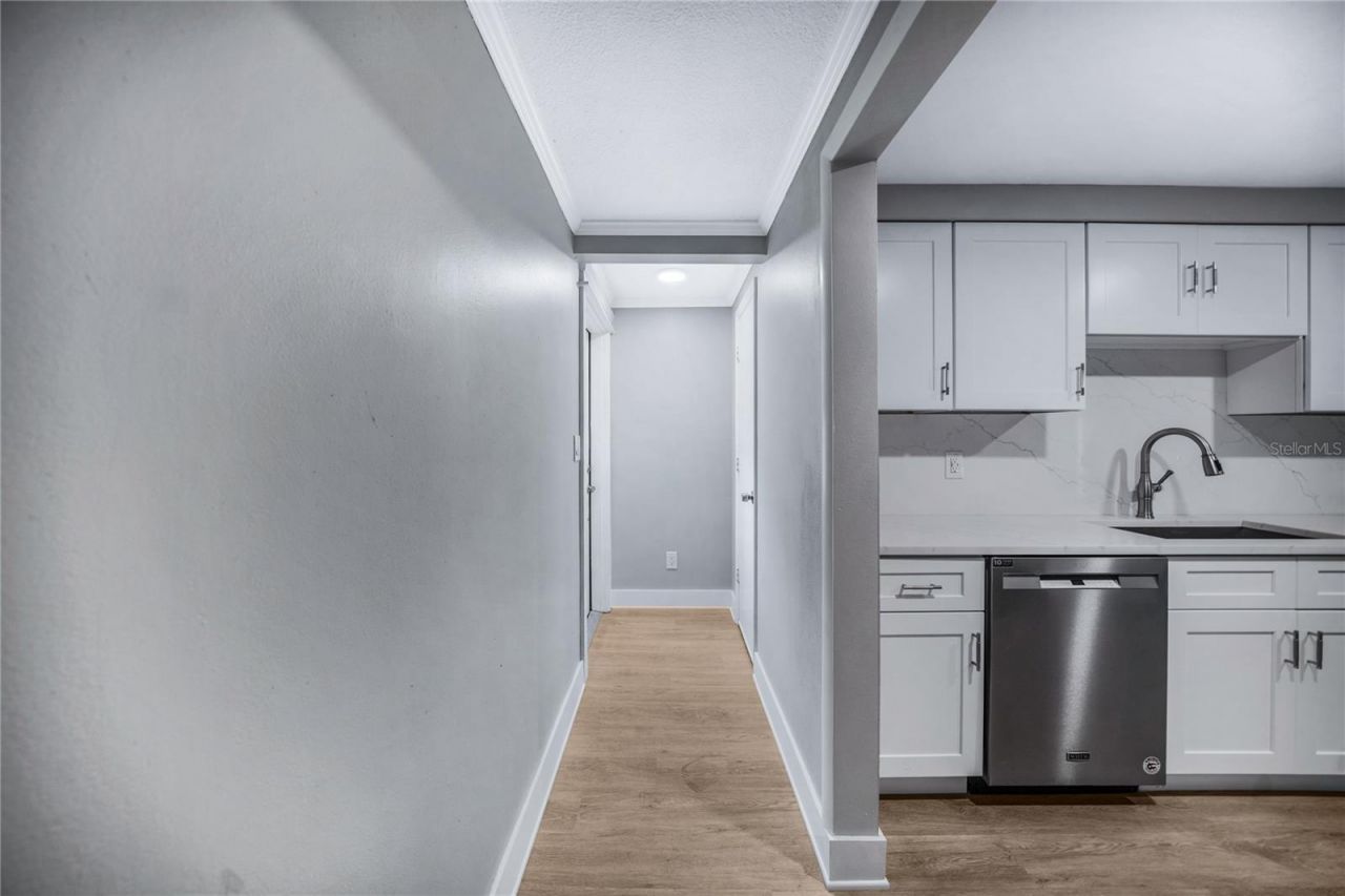 9151 Fairweather Drive , Largo, FL 33773 Photo