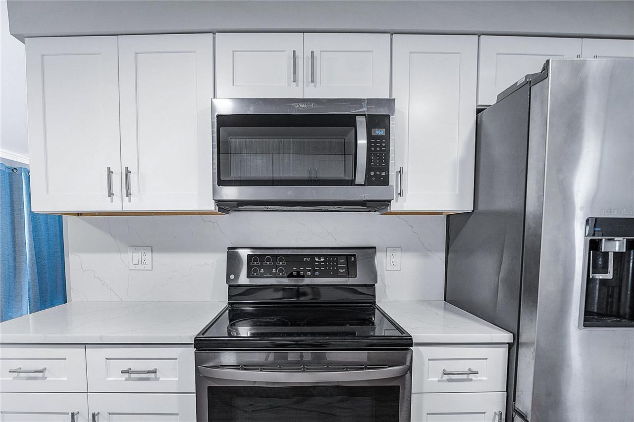 9151 Fairweather Drive , Largo, FL 33773 Photo