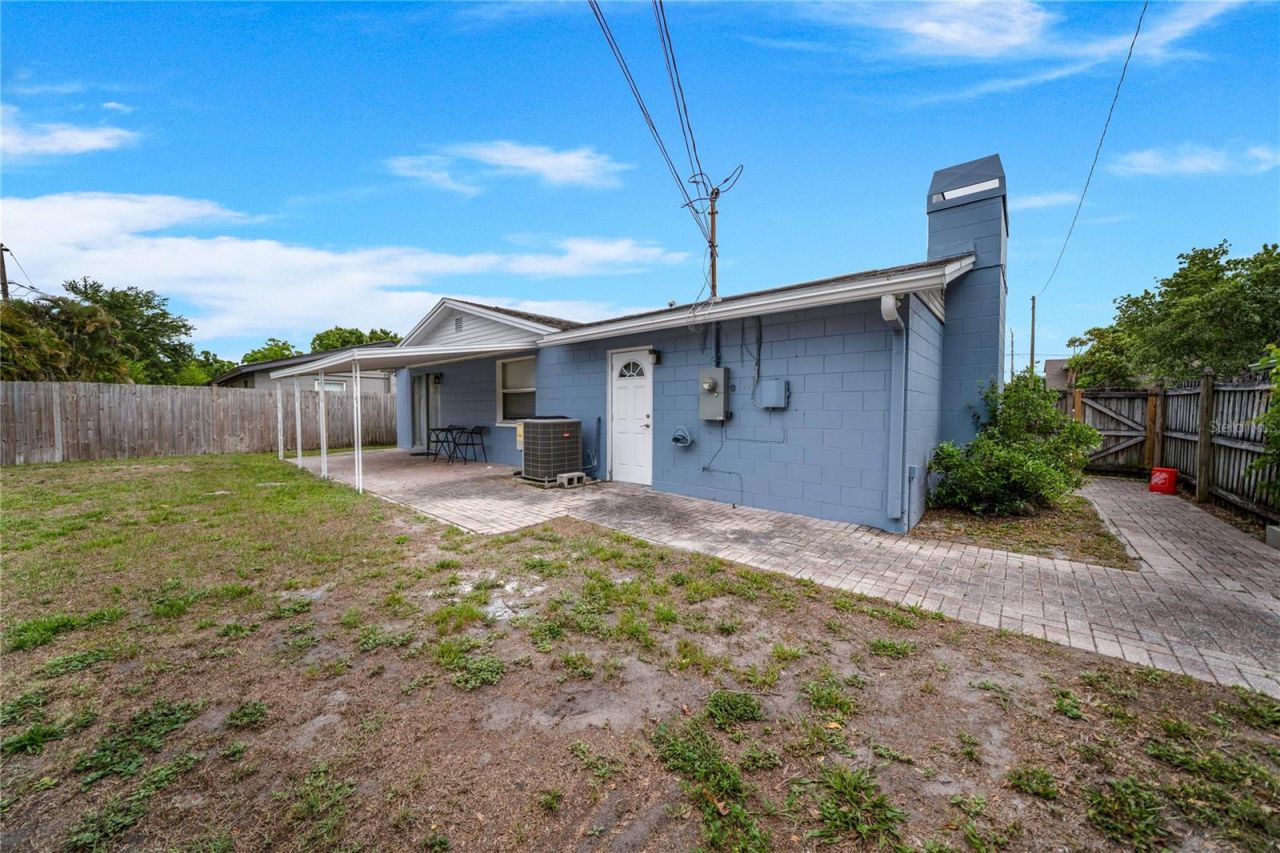 9151 Fairweather Drive , Largo, FL 33773 Photo