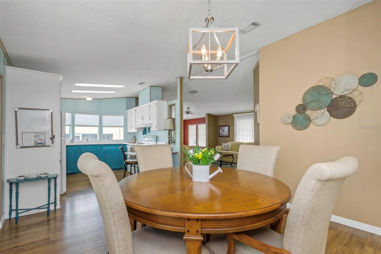 106 Thatch Palm Street W, Largo, FL 33770 Photo