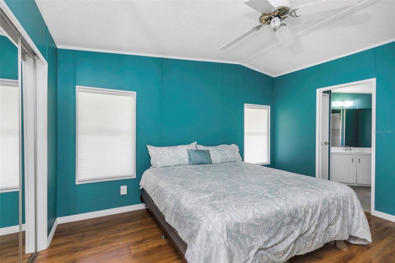 106 Thatch Palm Street W, Largo, FL 33770 Photo