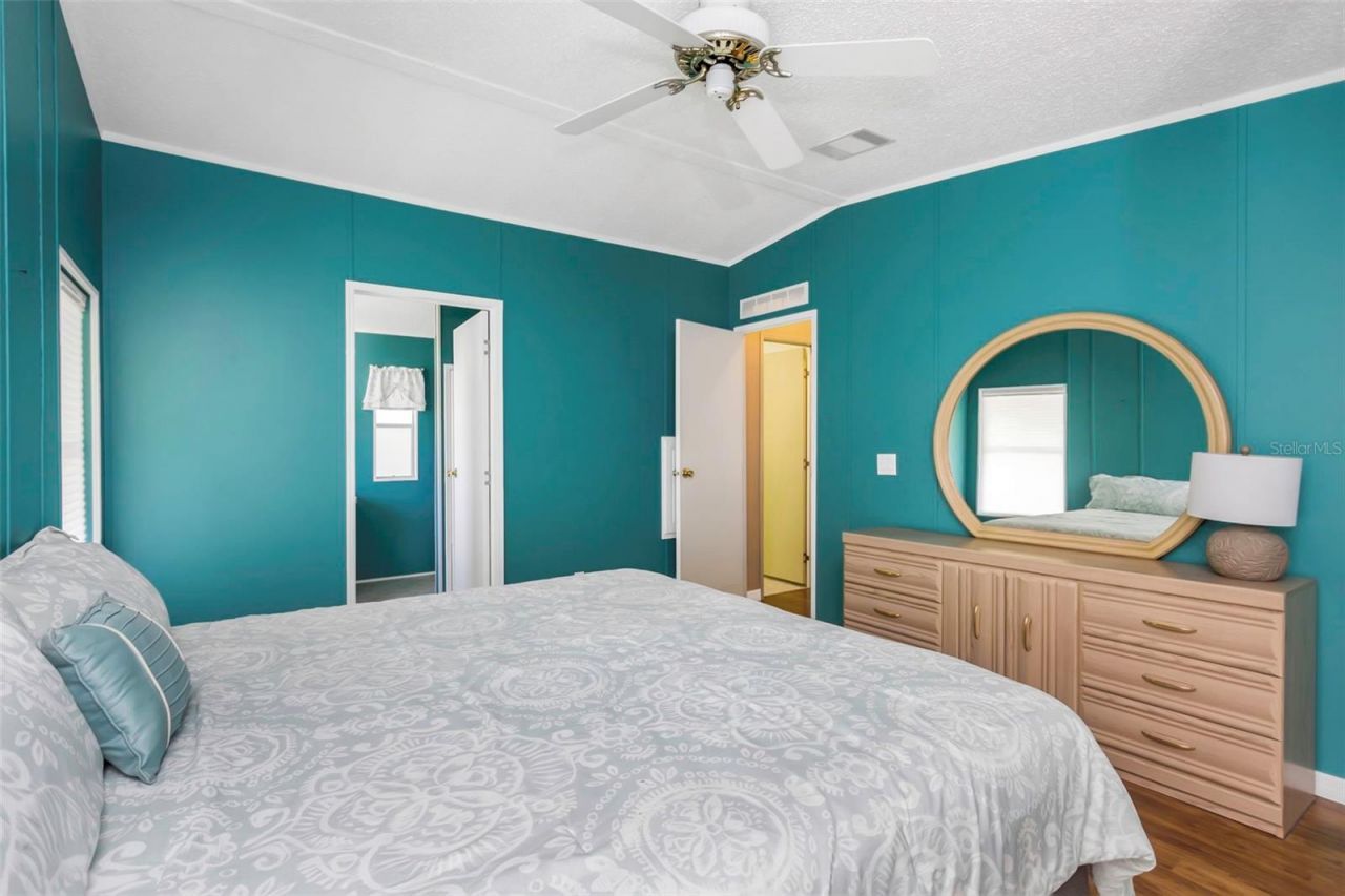 106 Thatch Palm Street W, Largo, FL 33770 Photo