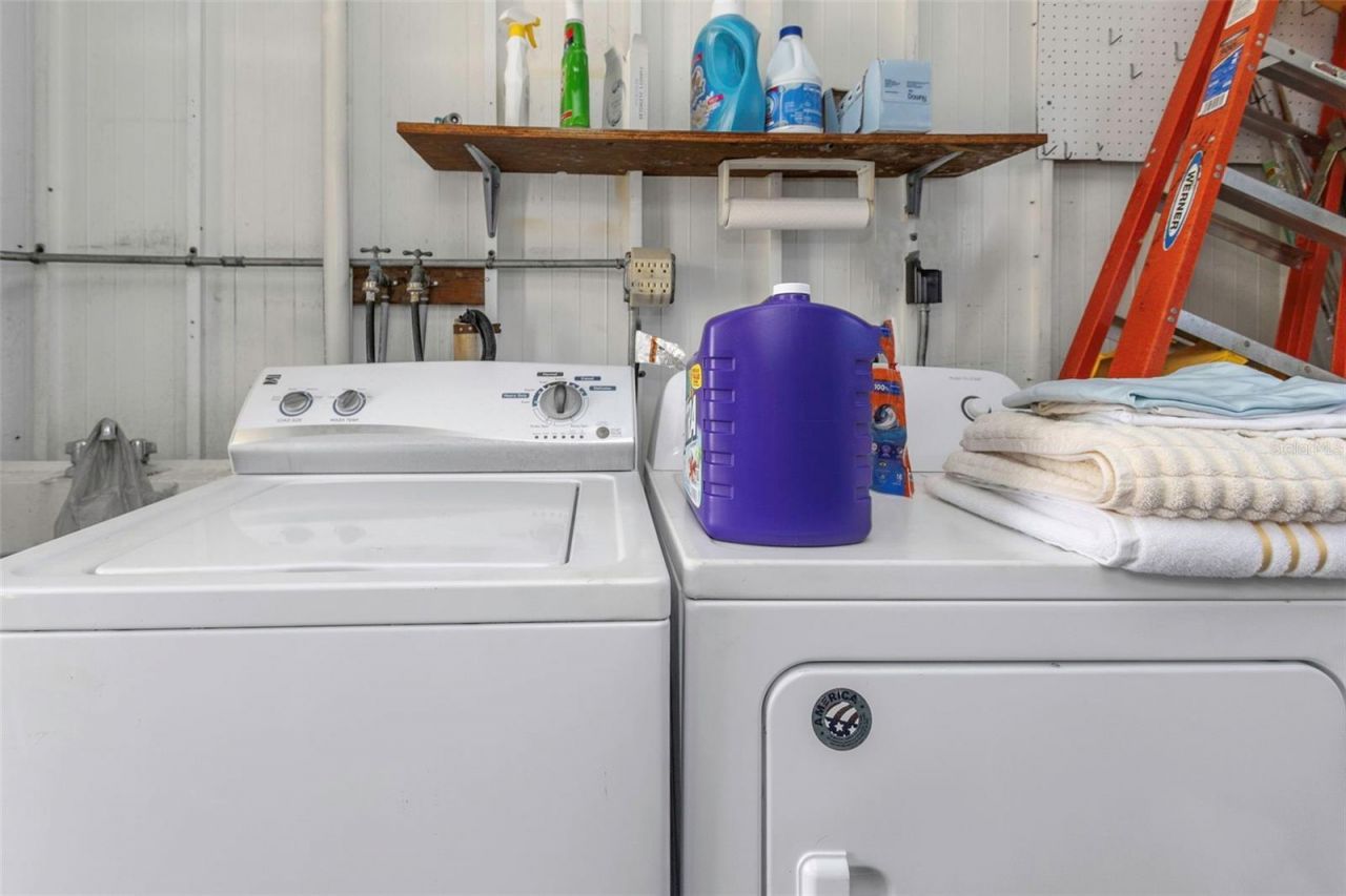 106 Thatch Palm Street W, Largo, FL 33770 Photo