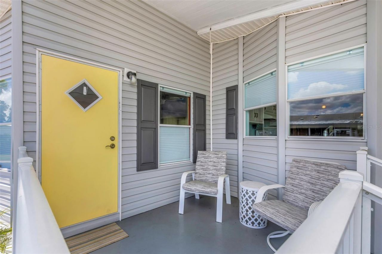 106 Thatch Palm Street W, Largo, FL 33770 Photo