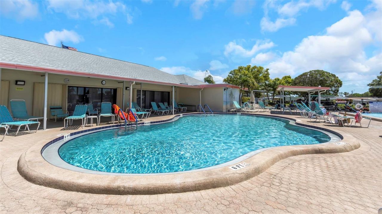 106 Thatch Palm Street W, Largo, FL 33770 Photo