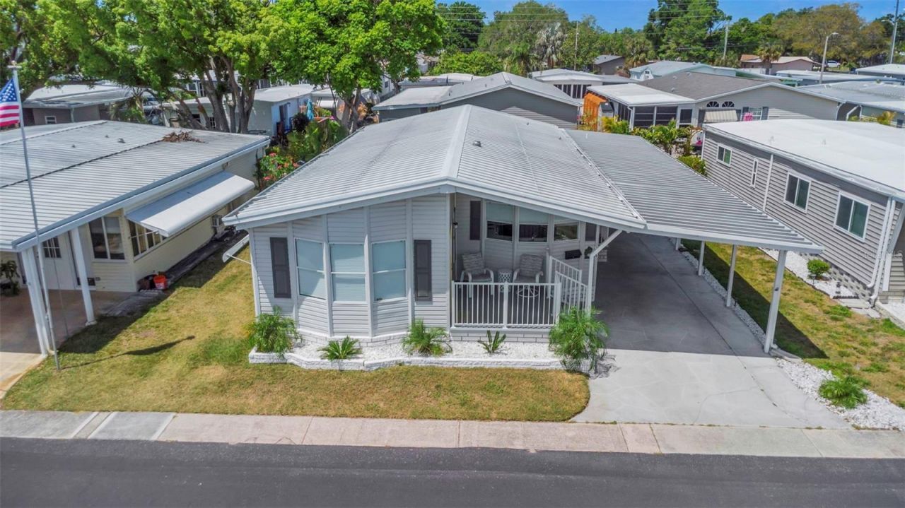 106 Thatch Palm Street W, Largo, FL 33770 Photo