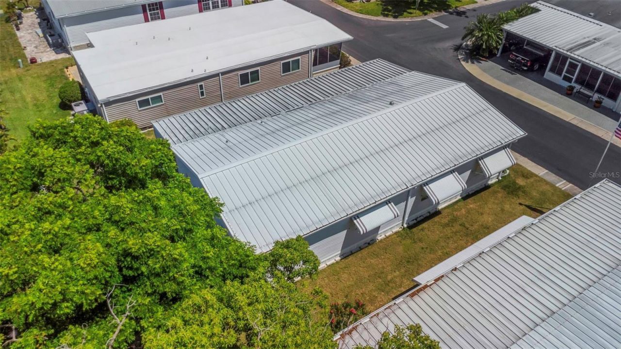 106 Thatch Palm Street W, Largo, FL 33770 Photo