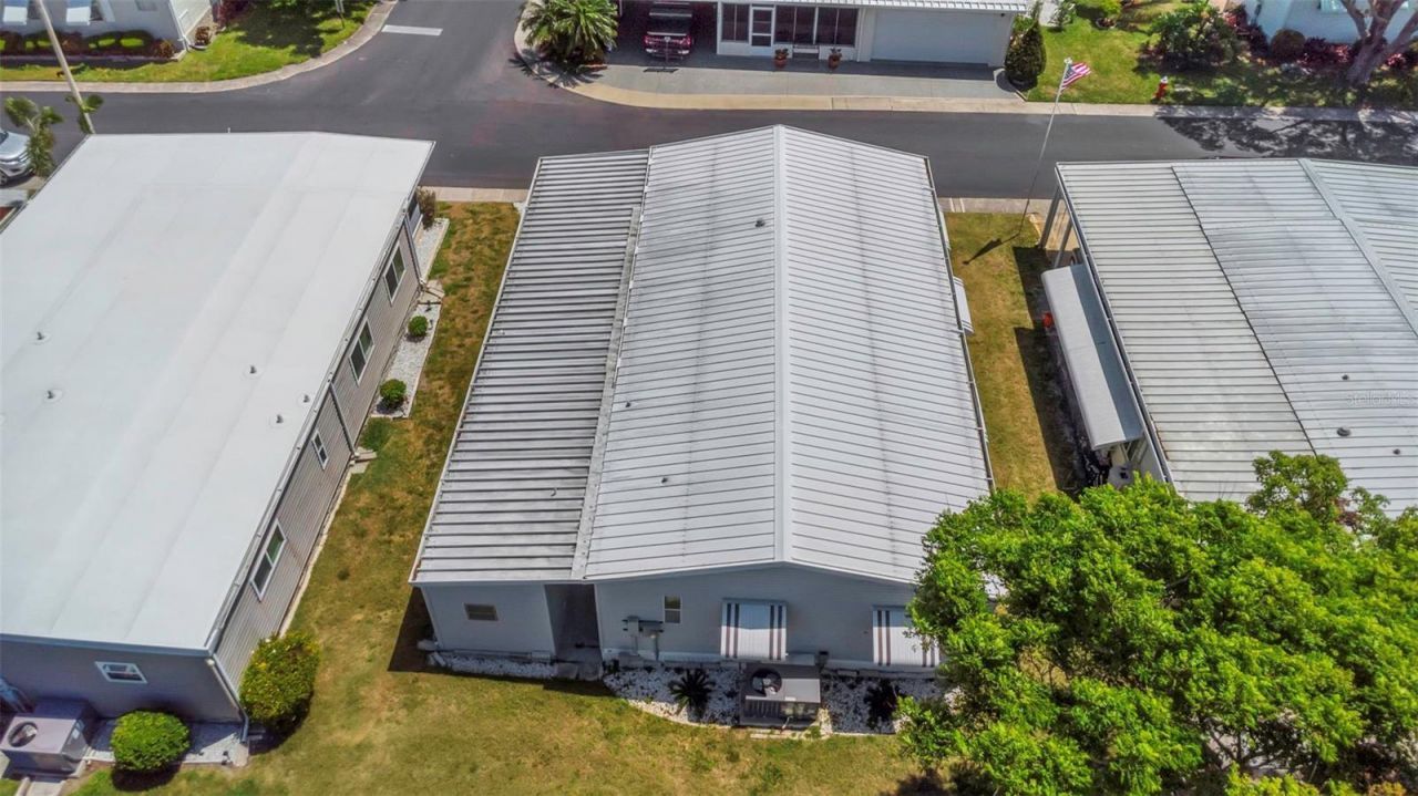 106 Thatch Palm Street W, Largo, FL 33770 Photo