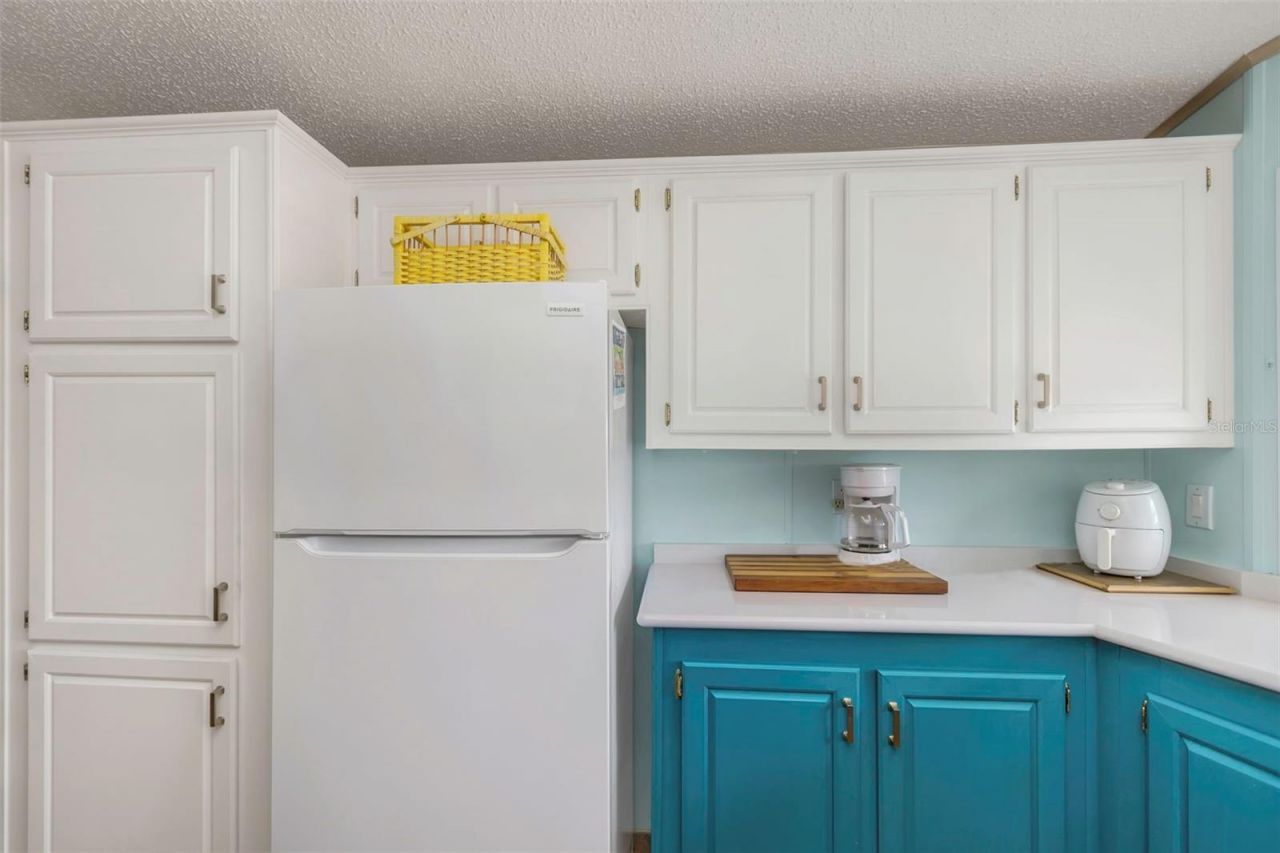 106 Thatch Palm Street W, Largo, FL 33770 Photo