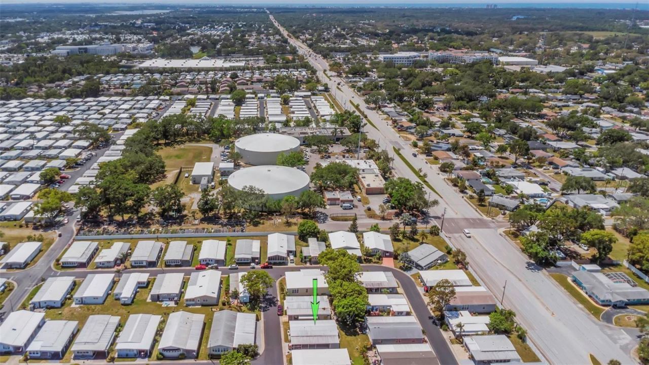 106 Thatch Palm Street W, Largo, FL 33770 Photo