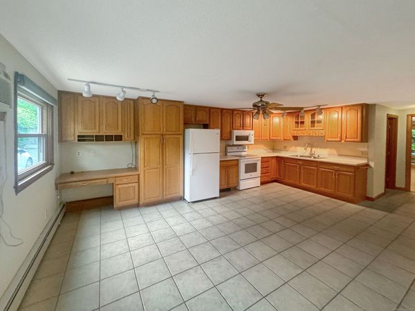 85 Debbie, South Windsor, CT 06074