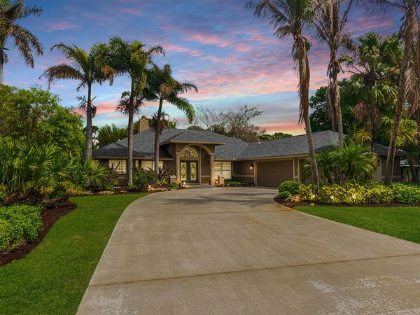 441 SE Pine Road, Port St. Lucie, FL 34984