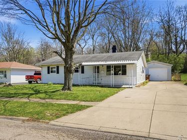 1176 Jeanette Drive, Riverside, OH 45432