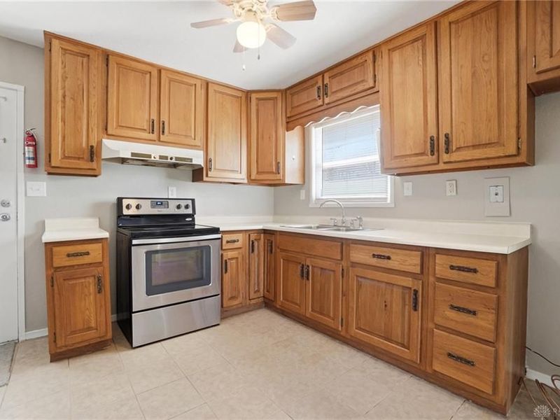 1176 Jeanette Drive, Riverside, OH 45432 Photo 13