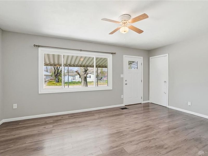 1176 Jeanette Drive, Riverside, OH 45432 Photo 7