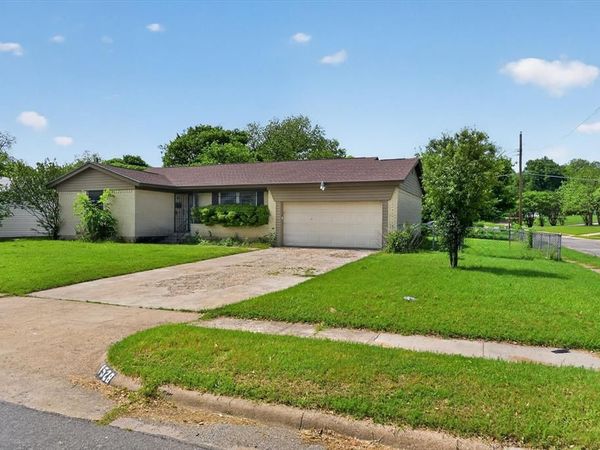 1528 Wagon Wheels Trail, Dallas, TX 75241