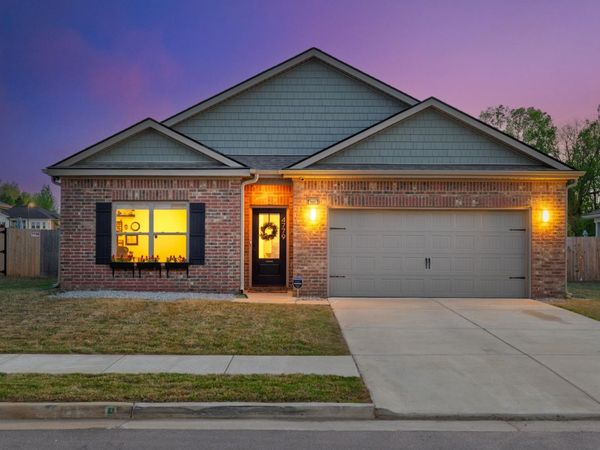 4779 BARRETT OAKS DR, Millington, TN 38053