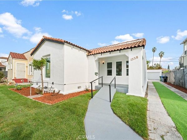 1558 Hauser , Los Angeles, CA 90019