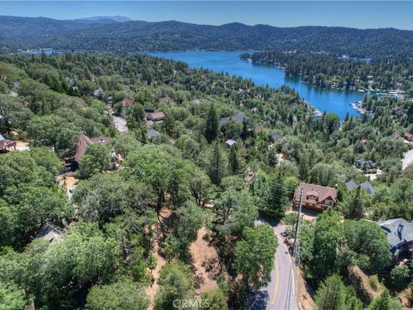27588 Matterhorn Drive , Lake Arrowhead, CA 92352