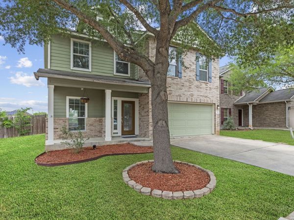300 Rustic Trl, Cibolo, TX 78108