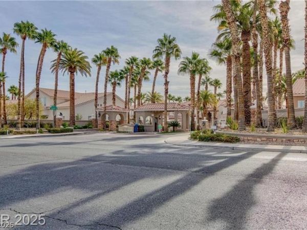 9485 Camino Capistrano Lane , Las Vegas, NV 89147