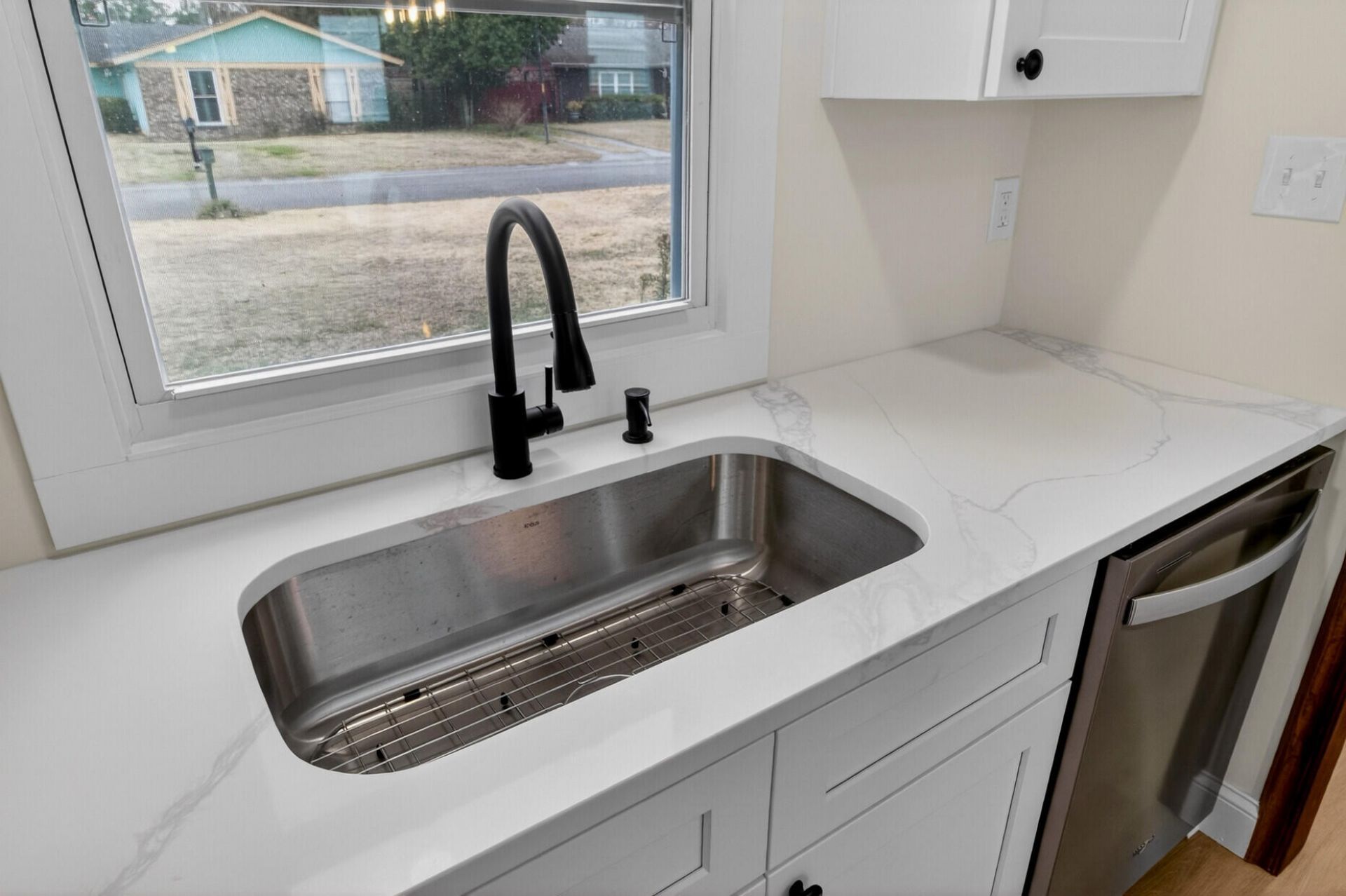 215 Horseshoe Drive Photo 15