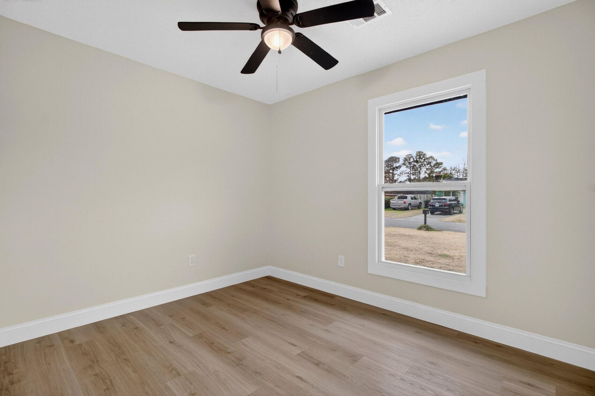 215 Horseshoe Drive Photo 26