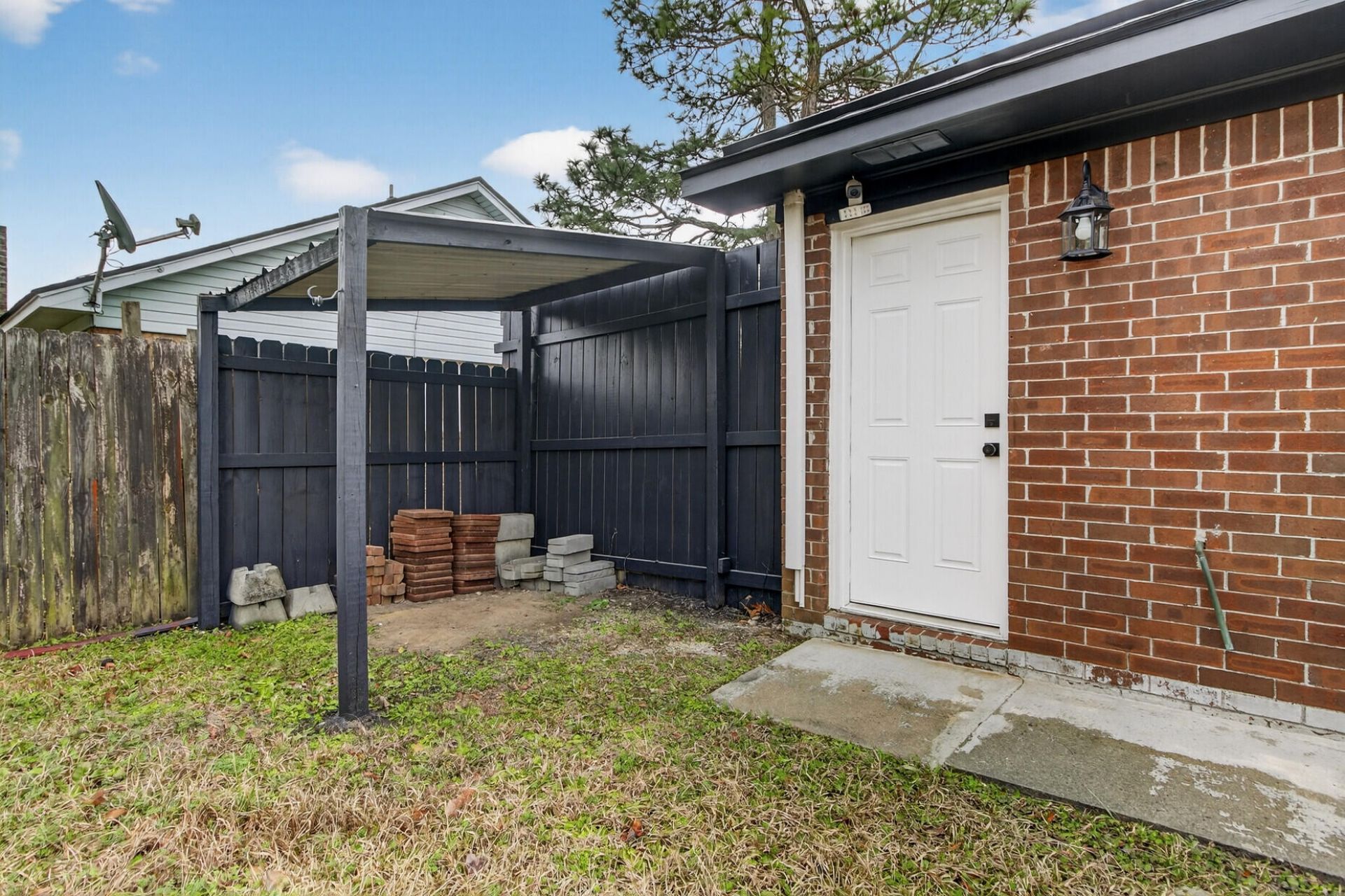 215 Horseshoe Drive Photo 32