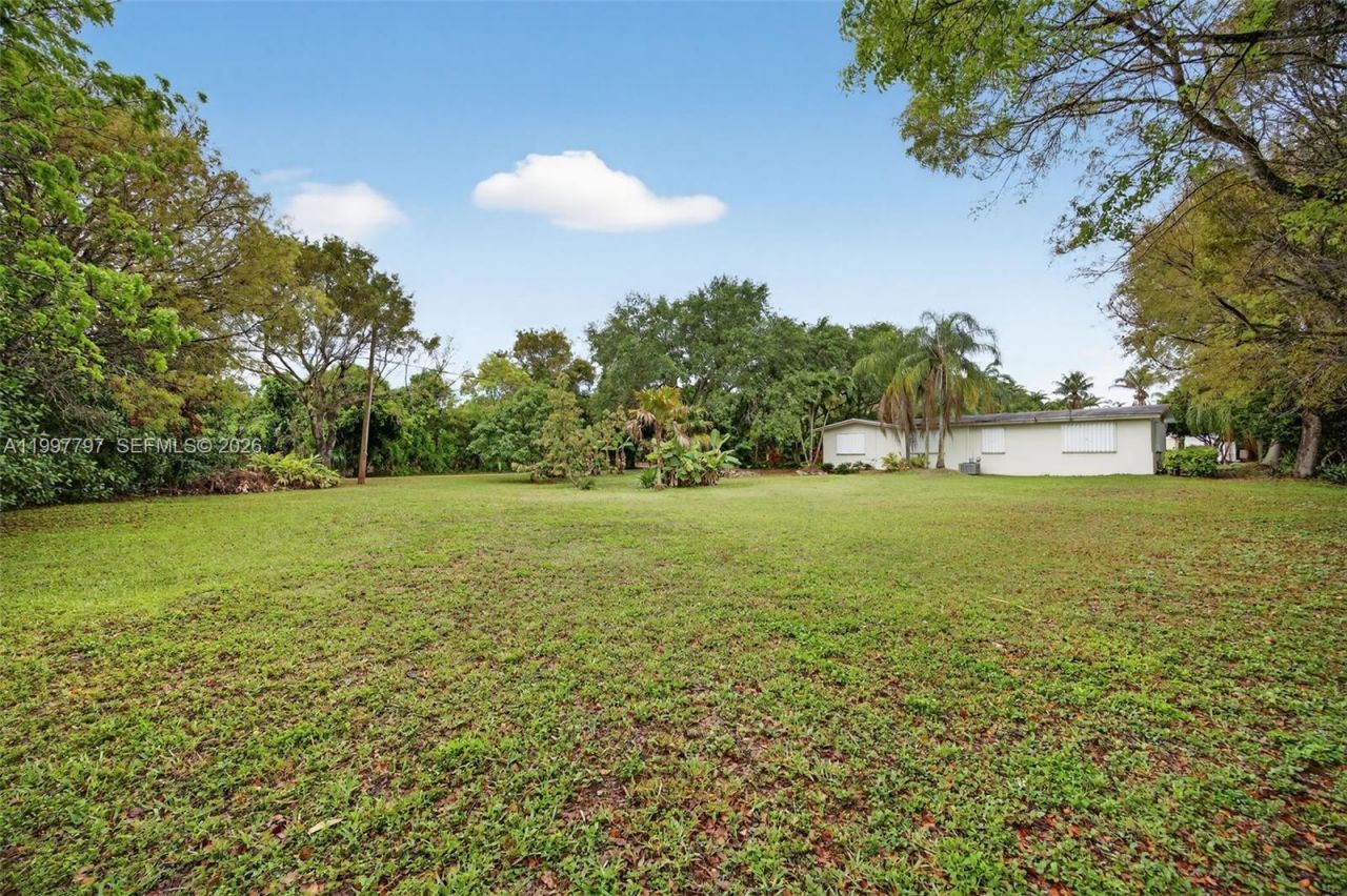 19745 SW 244th St, Homestead, FL 33031 Photo