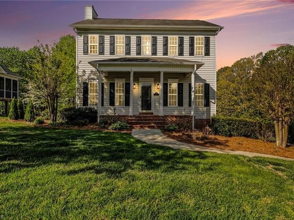 100 Kirkleigh Court , King, NC 27021