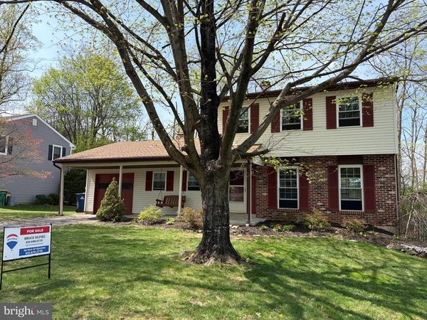 16 MATTHEW DRIVE, READING, PA 19608