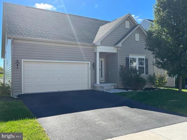 44 TOLLERTON TRAIL, FALLING WATERS, WV 25419