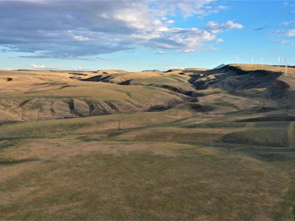 100 Blind Springs Road, American Falls, ID 83211