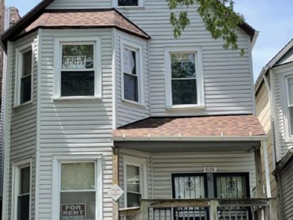 8136 S Exchange Avenue , Unit 2, Chicago, IL 60617