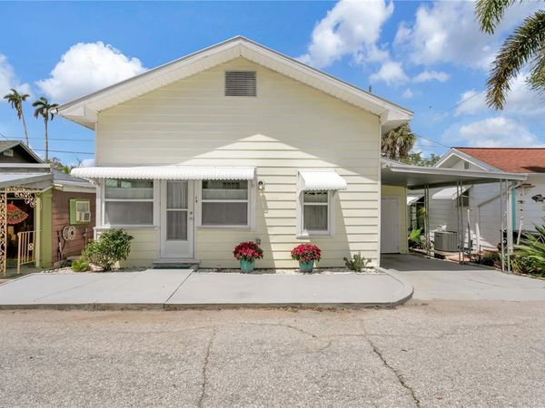 14 BRADEN CASTLE DRIVE , BRADENTON, FL 34208