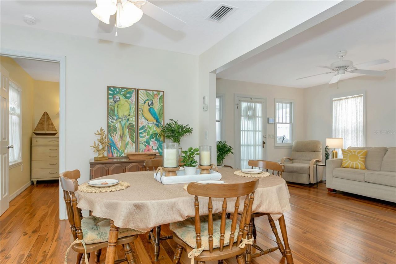 14 Braden Castle Drive, Bradenton, FL 34208 Photo