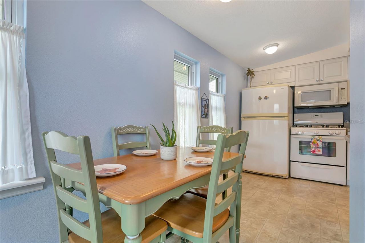 14 Braden Castle Drive, Bradenton, FL 34208 Photo