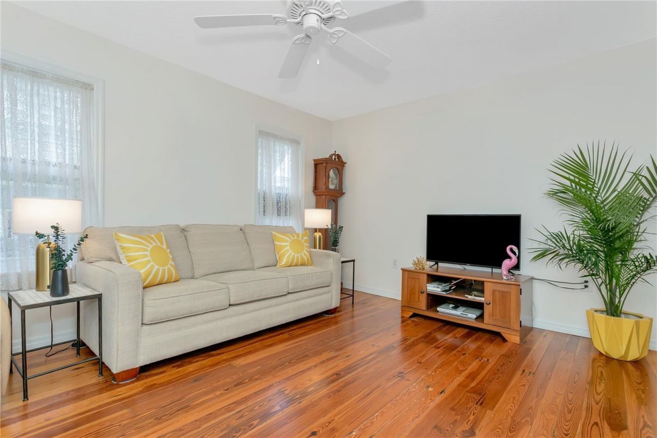 14 Braden Castle Drive, Bradenton, FL 34208 Photo