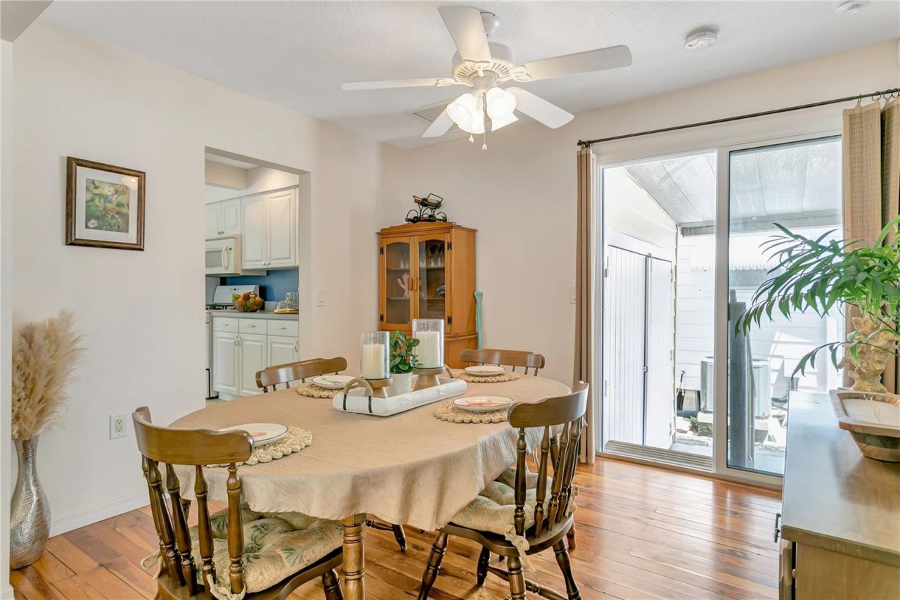 14 Braden Castle Drive, Bradenton, FL 34208 Photo