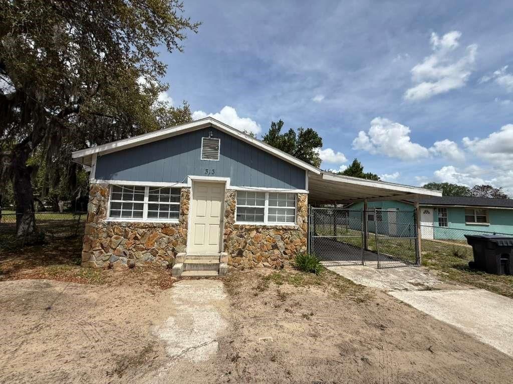 313 E Booker Street , Avon Park, FL 33825 Photo