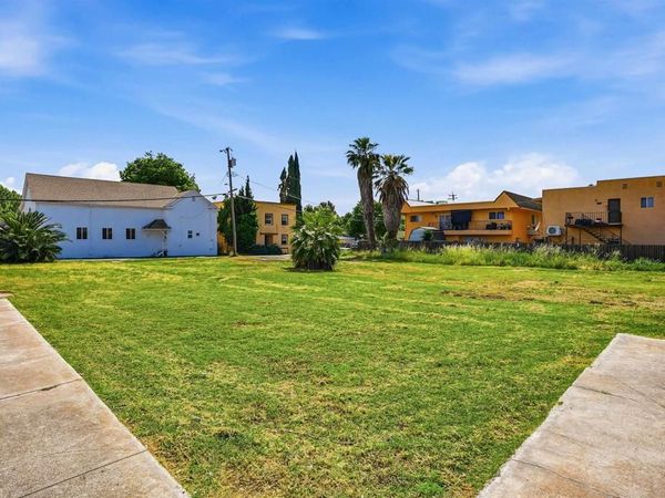 204 A street, Isleton, CA 95641